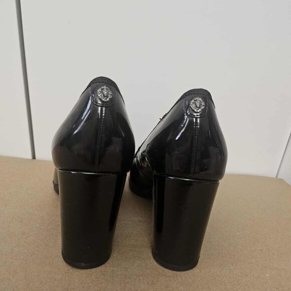 Anne Klein Black Patent Heels Size 6 - Picture 4 of 6